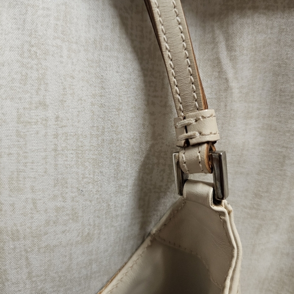 Gucci GG Jackie Shoulder bag - Picture 14 of 16